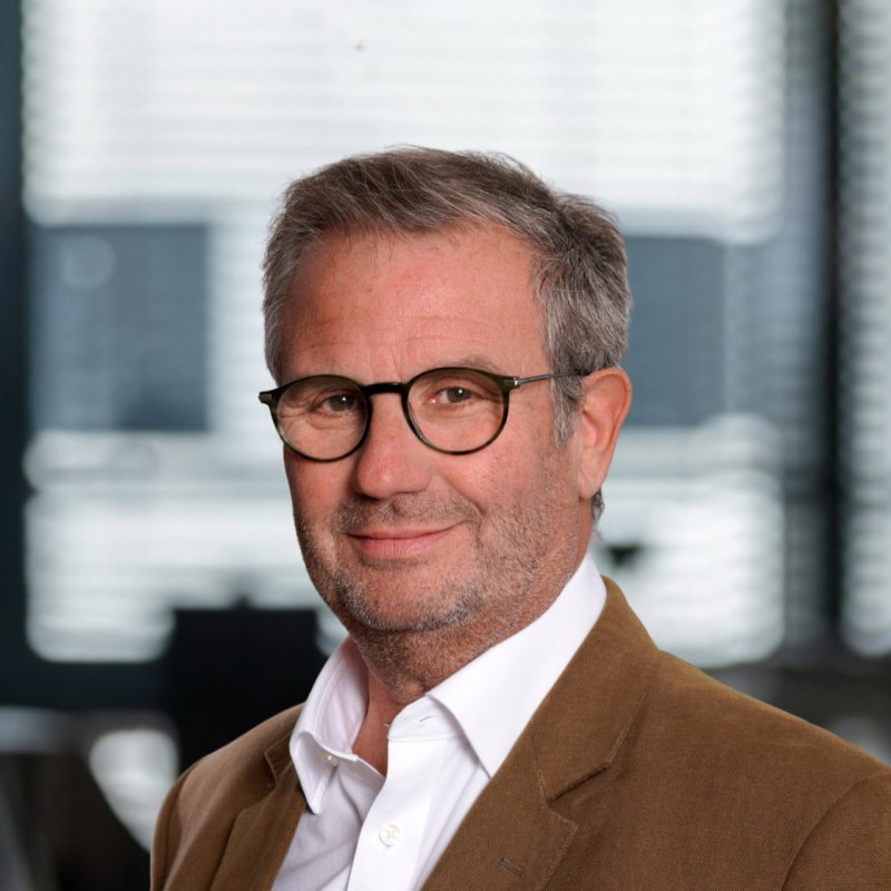 Cyril Hoyaux, AEW